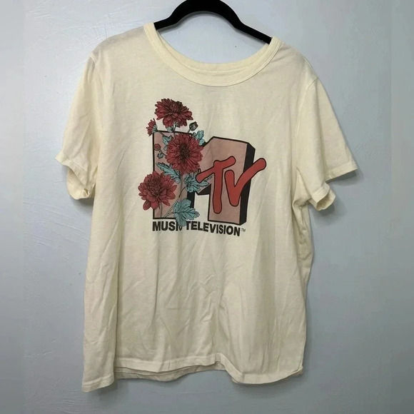 MTV T-Shirt Size XXL Women’s Short Sleeved Cropped - Picture 1 of 5